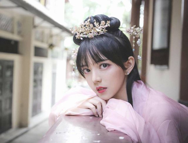 Nữ sinh Sài Gòn mang vẻ đẹp idol Kpop, có nhiều fan ở Trung Quốc, Hàn Quốc - Ảnh 7. Nữ sinh Sài Gòn mang vẻ đẹp idol Kpop, có nhiều fan ở Trung Quốc, Hàn Quốc - Ảnh 7.