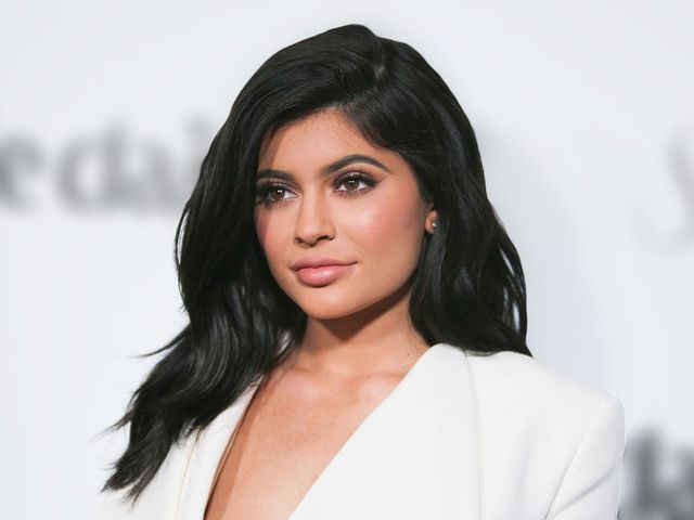 Nói Kylie Jenner là tỷ phú “tự thân”, có đúng không? - Ảnh 5. Nói Kylie Jenner là tỷ phú “tự thân”, có đúng không? - Ảnh 5.