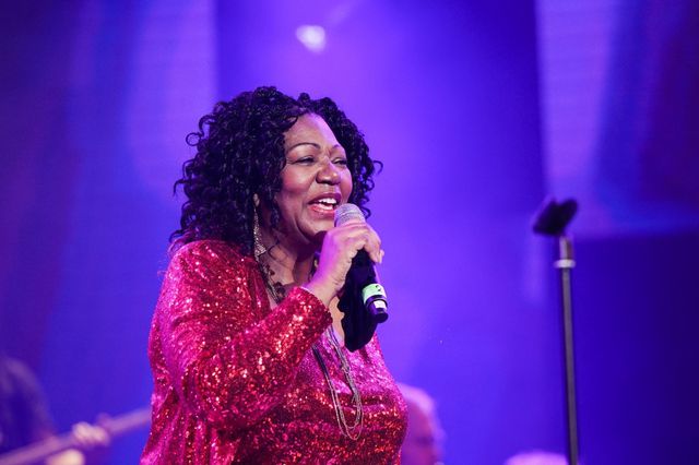 Ban nhạc huyền thoại Joy li&ecirc;n tục khen phụ nữ Việt Nam đẹp tuyệt vời - Ảnh 11.