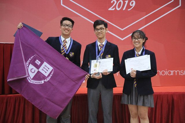 Nói về mua bán tuổi thọ thuyết phục, học sinh chuyên Ams thắng cuộc thi tranh biện - Ảnh 3. Nói về mua bán tuổi thọ thuyết phục, học sinh chuyên Ams thắng cuộc thi tranh biện - Ảnh 3.