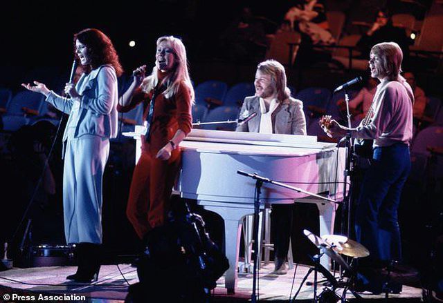 ABBA lần đầu cho ra mắt sản phẩm &acirc;m nhạc mới sau 37 năm - Ảnh 2.