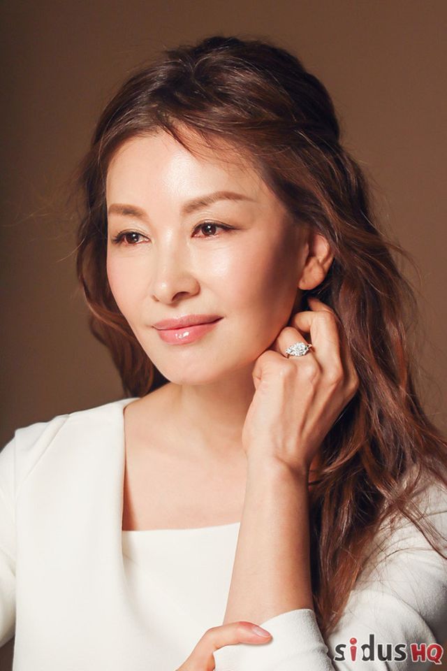 Ngôi sao kỳ cựu bị lôi vào vụ án Jang Ja Yeon tự nguyện trình báo cảnh sát - Ảnh 2. Ngôi sao kỳ cựu bị lôi vào vụ án Jang Ja Yeon tự nguyện trình báo cảnh sát - Ảnh 2.