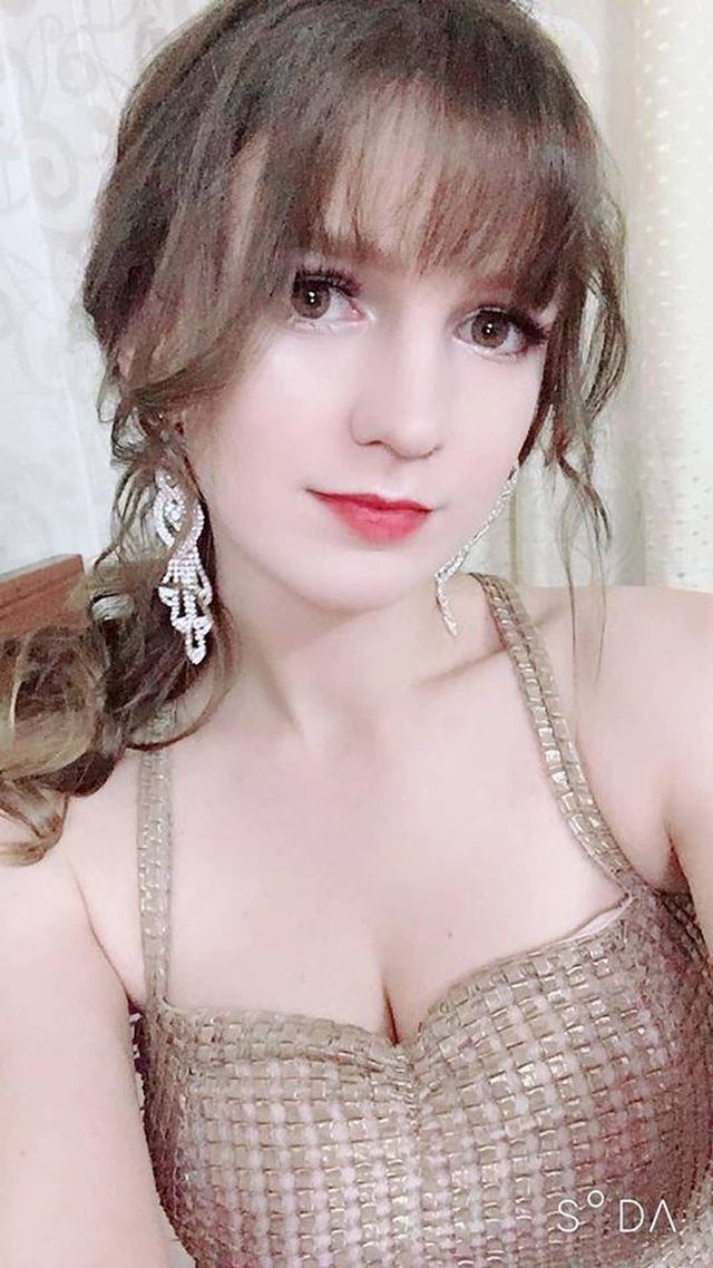 Vẻ đẹp bốc lửa của nữ DJ Ukraine đang chơi nhạc ở H&agrave; Nội - Ảnh 3.