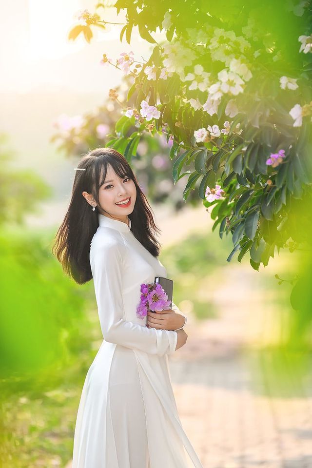 Hot girl Tài chính: “Giới trẻ nên trải nghiệm để trưởng thành thay vì đứng yên” - Ảnh 1. Hot girl Tài chính: “Giới trẻ nên trải nghiệm để trưởng thành thay vì đứng yên” - Ảnh 1.