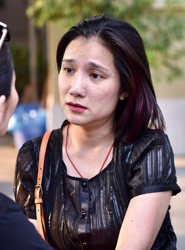NSƯT Kim Xuân, Lê Thiện... khóc nức nở khi đến viếng Lê Bình - Ảnh 22. NSƯT Kim Xuân, Lê Thiện... khóc nức nở khi đến viếng Lê Bình - Ảnh 22.