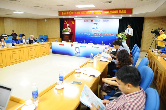 Sẽ trao giải 100 triệu đồng cho công trình, sáng kiến giáo dục xuất sắc nhất - Ảnh 1. Sẽ trao giải 100 triệu đồng cho công trình, sáng kiến giáo dục xuất sắc nhất - Ảnh 1.