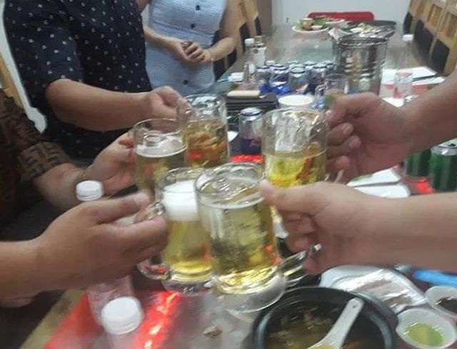 Dân mạng đau đớn, bức xúc về con quái vật mang tên rượu bia - Ảnh 6. Dân mạng đau đớn, bức xúc về con quái vật mang tên rượu bia - Ảnh 6.