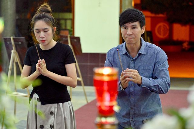 Trấn Thành cảm thấy có lỗi vì đã không đến thăm Lê Bình khi ông nằm viện - Ảnh 16. Trấn Thành cảm thấy có lỗi vì đã không đến thăm Lê Bình khi ông nằm viện - Ảnh 16.