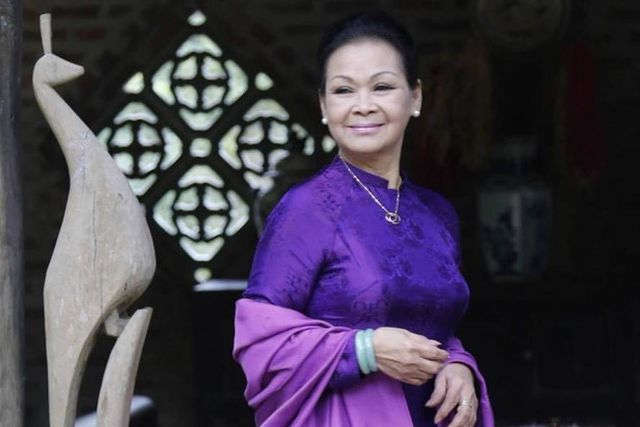 Chuyện về những qu&yacute; c&ocirc; độc th&acirc;n, gi&agrave;u &ldquo;kếch x&ugrave;&rdquo; của showbiz Việt - Ảnh 6.