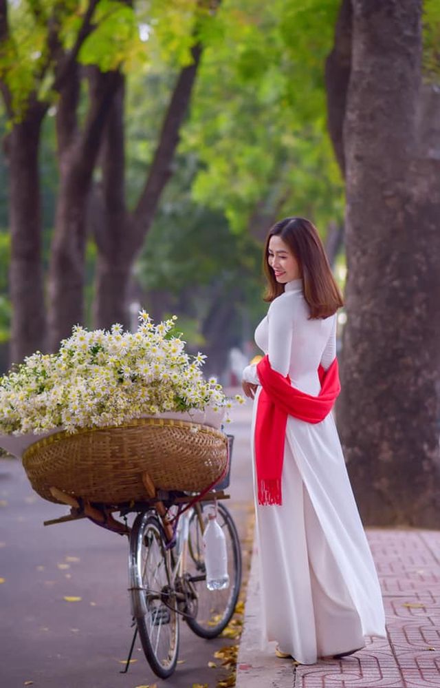 Ngắm nữ sinh... U40 chỉ chăm da bằng sữa tươi - Ảnh 8.