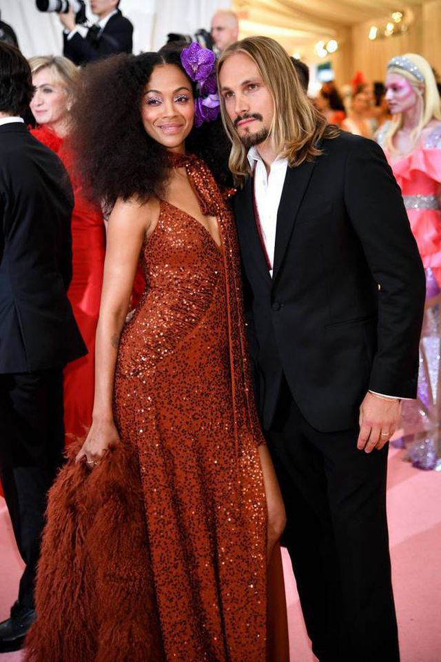 Những cặp đôi hoàn hảo trên thảm đỏ Met gala 2019 - Ảnh 24.