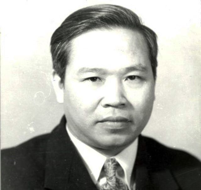 Nhà thơ Huy Cận với trường Quốc học Huế - Ảnh 1. Nhà thơ Huy Cận với trường Quốc học Huế - Ảnh 1.