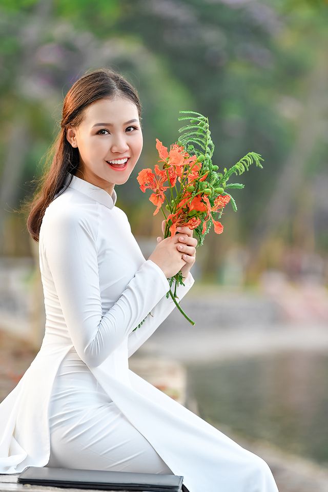 Nữ sinh THPT Trần Phú cao 1m70, dáng chuẩn người mẫu - Ảnh 3.