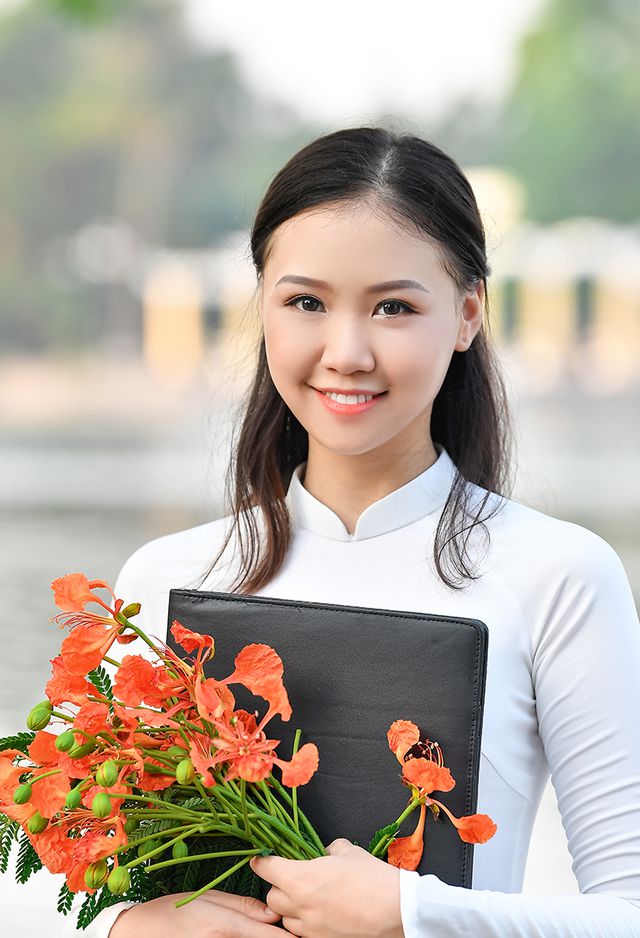 Nữ sinh THPT Trần Phú cao 1m70, dáng chuẩn người mẫu - Ảnh 10.