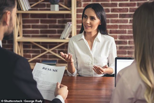 Thú vị câu chuyện sếp tuyển dụng nhân viên qua “văn hóa tách cà phê” - Ảnh 1.