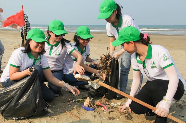 Chiến dịch làm sạch biển quy mô lớn dự kiến thu hút 100.000 người tham gia - Ảnh 2.