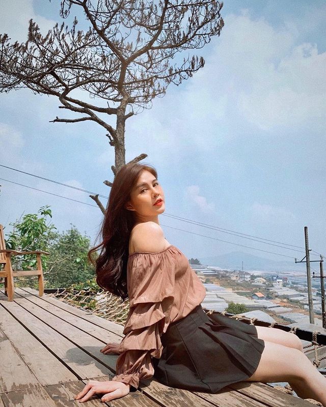 Nữ MC Việt từng lên báo Hàn Quốc xuất hiện xinh đẹp trong Ai là triệu phú - Ảnh 4. Nữ MC Việt từng lên báo Hàn Quốc xuất hiện xinh đẹp trong Ai là triệu phú - Ảnh 4.