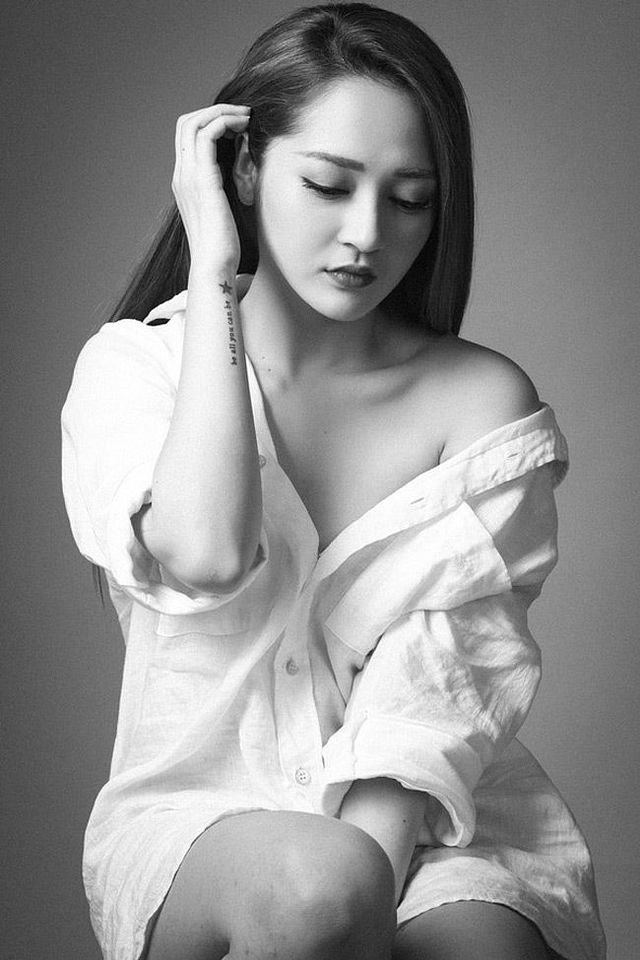 Những nữ ca sĩ sở hữu nhan sắc xinh đẹp như hoa hậu - Ảnh 18. Những nữ ca sĩ sở hữu nhan sắc xinh đẹp như hoa hậu - Ảnh 18.