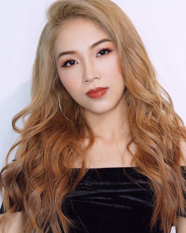 Hoàng Thuỳ tiết lộ số đo 3 vòng của em gái đẹp hơn mình - Ảnh 7. Hoàng Thuỳ tiết lộ số đo 3 vòng của em gái đẹp hơn mình - Ảnh 7.