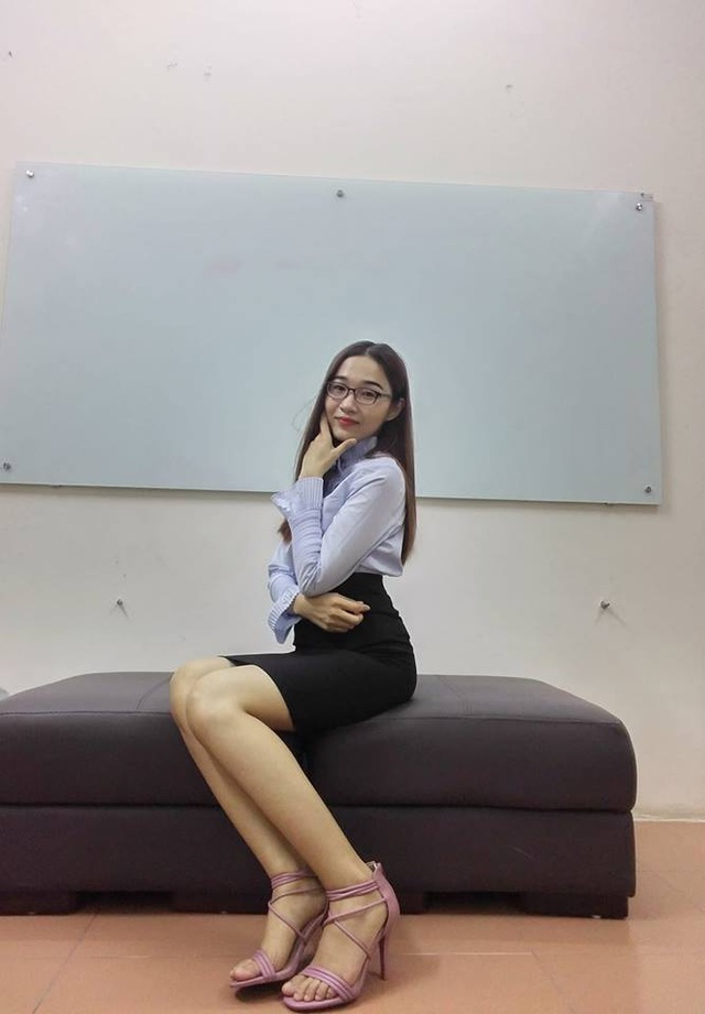 Hoàng Thuỳ tiết lộ số đo 3 vòng của em gái đẹp hơn mình - Ảnh 12. Hoàng Thuỳ tiết lộ số đo 3 vòng của em gái đẹp hơn mình - Ảnh 12.