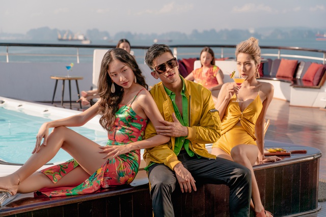 Trọng Hiếu khoe sáu múi bên dàn mẫu nóng bỏng - Ảnh 6. Trọng Hiếu khoe sáu múi bên dàn mẫu nóng bỏng - Ảnh 6.