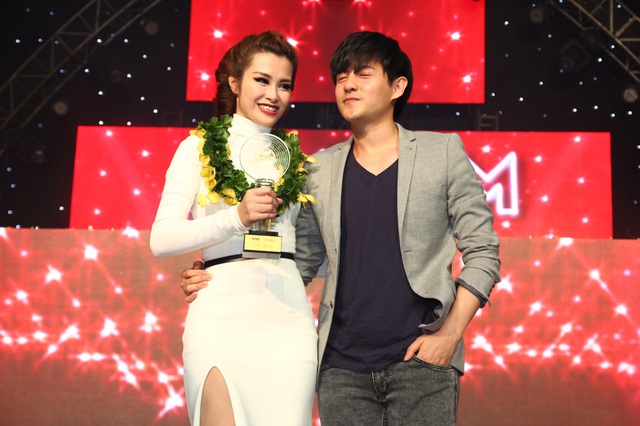 Nhìn lại chặng đường 10 năm yêu nhau của Đông Nhi và Ông Cao Thắng - Ảnh 2.