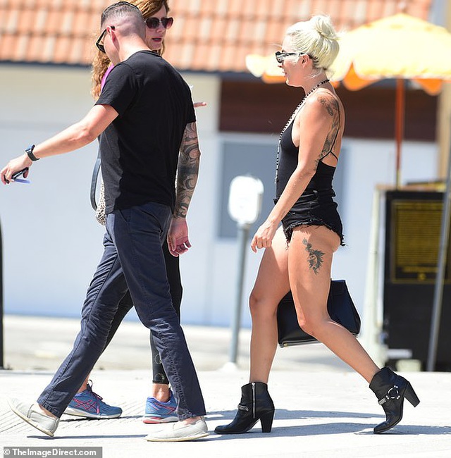 Lady Gaga có bồ mới - Ảnh 9. Lady Gaga có bồ mới - Ảnh 9.