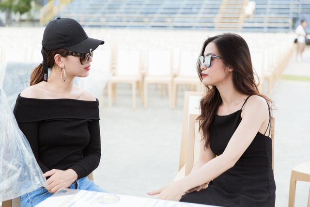 Chi Pu, Ái Phương khoe vai trần gợi cảm tại buổi tổng duyệt Miss World Việt Nam 2019 - Ảnh 12. Chi Pu, Ái Phương khoe vai trần gợi cảm tại buổi tổng duyệt Miss World Việt Nam 2019 - Ảnh 12.