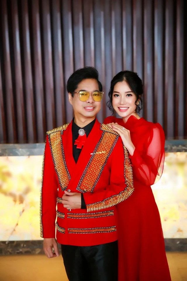 Ngọc Sơn tiết lộ về bộ ảnh cưới kỳ lạ cùng danh tính “cô dâu bí ẩn” - Ảnh 8.