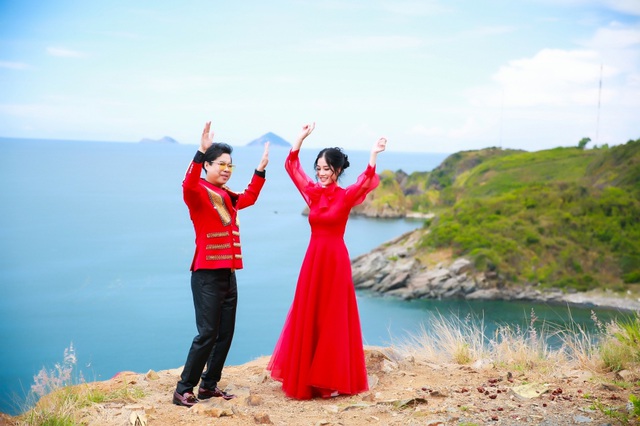 Ngọc Sơn tiết lộ về bộ ảnh cưới kỳ lạ cùng danh tính “cô dâu bí ẩn” - Ảnh 17.