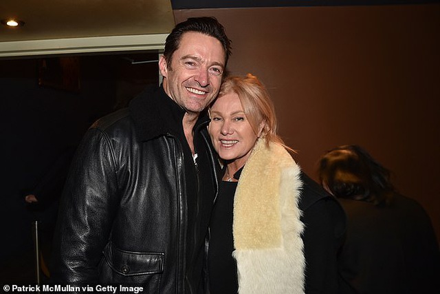 Câu hỏi giúp Hugh Jackman duy trì hôn nhân với vợ hơn 13 tuổi suốt 23 năm qua - Ảnh 1. Câu hỏi giúp Hugh Jackman duy trì hôn nhân với vợ hơn 13 tuổi suốt 23 năm qua - Ảnh 1.