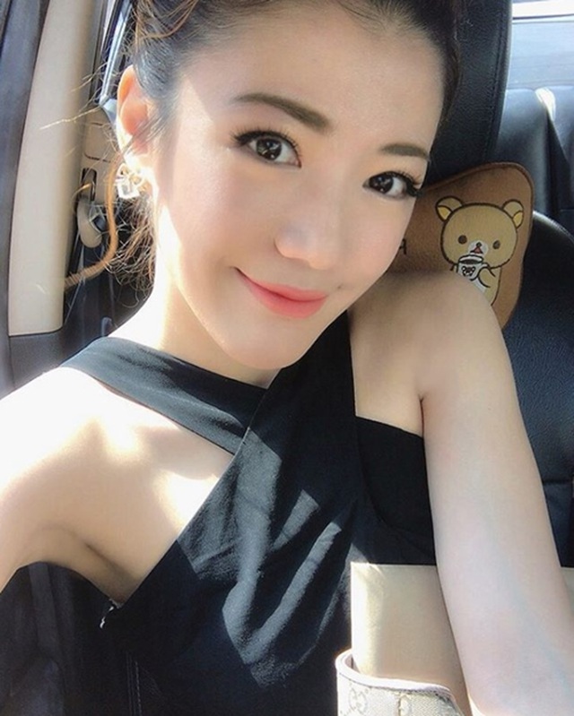 Cô giáo kiêm tiếp viên hàng không hot nhất Thái Lan đẹp nhờ chăm sóc kỳ công - Ảnh 1. Cô giáo kiêm tiếp viên hàng không hot nhất Thái Lan đẹp nhờ chăm sóc kỳ công - Ảnh 1.