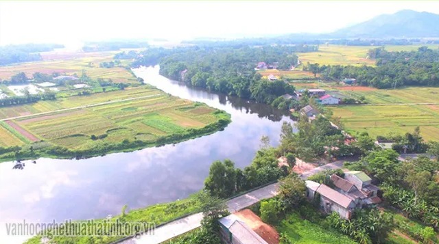 Hương Sơn: “Thành phố” mộng mơ bên con sông Ngàn Phố - Ảnh 1. Hương Sơn: “Thành phố” mộng mơ bên con sông Ngàn Phố - Ảnh 1.