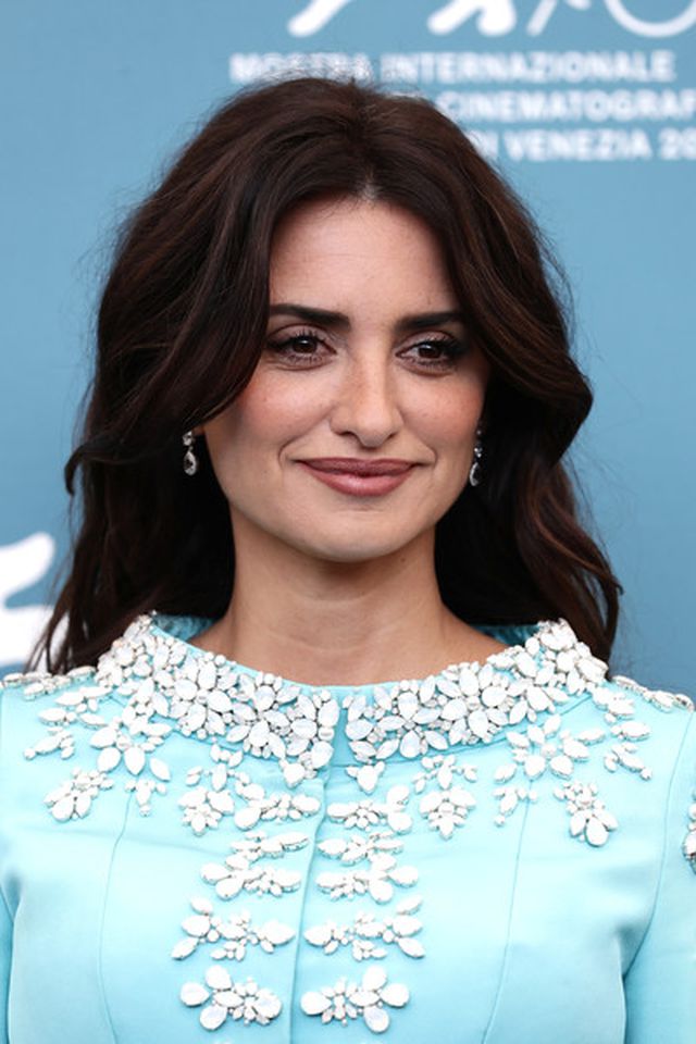 Penelope Cruz khoe nhan sắc yêu kiều - Ảnh 1. Penelope Cruz khoe nhan sắc yêu kiều - Ảnh 1.