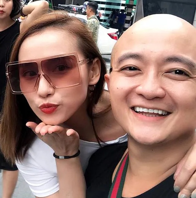 Ở tuổi 34, Lã Thanh Huyền ngày càng sang chảnh bên hội bạn thân - Ảnh 4.