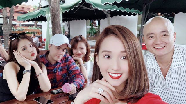 Ở tuổi 34, Lã Thanh Huyền ngày càng sang chảnh bên hội bạn thân - Ảnh 5.