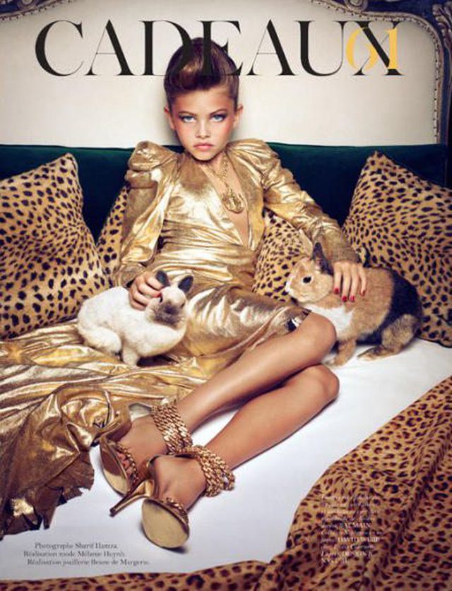 Cô bé đẹp nhất thế giới Thylane Blondeau tình tứ hôn bạn trai - Ảnh 9. Cô bé đẹp nhất thế giới Thylane Blondeau tình tứ hôn bạn trai - Ảnh 9.