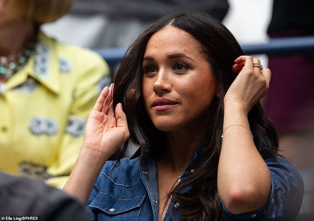 Meghan Markle đi xem Serena Williams thi đấu tennis - Ảnh 1. Meghan Markle đi xem Serena Williams thi đấu tennis - Ảnh 1.