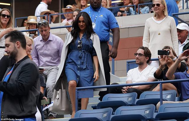 Meghan Markle đi xem Serena Williams thi đấu tennis - Ảnh 5. Meghan Markle đi xem Serena Williams thi đấu tennis - Ảnh 5.