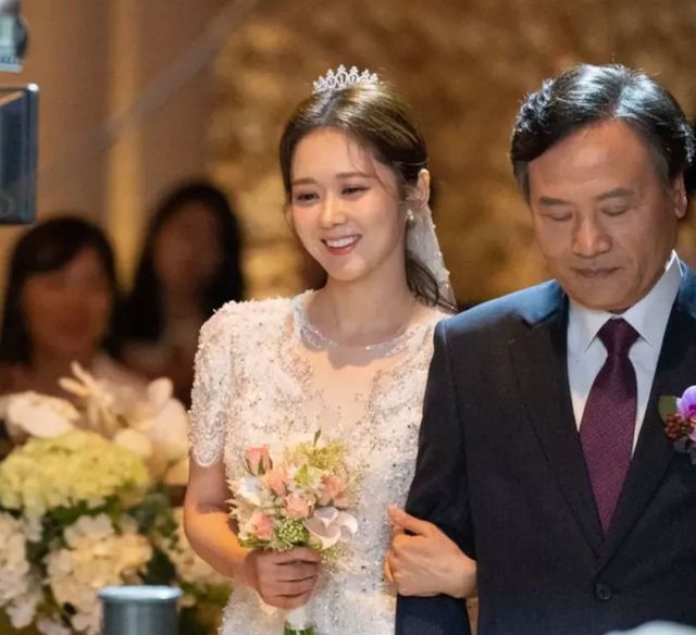 “Gái ế” Jang Nara hạnh phúc với cuộc sống độc thân vui vẻ - Ảnh 3.