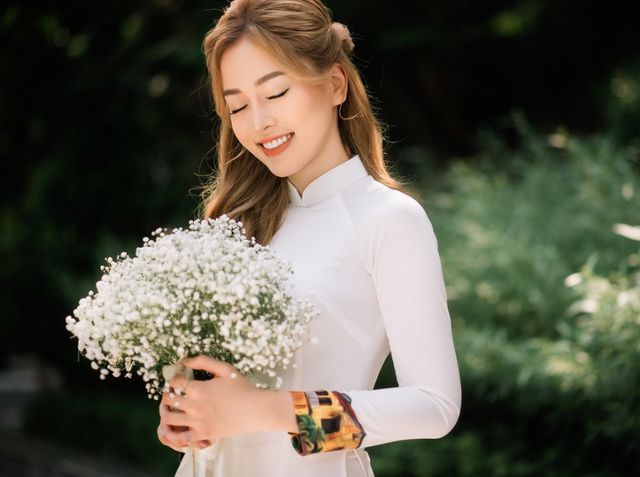 Á hậu Bùi Phương Nga đẹp dịu dàng trong bộ ảnh chia tay thời sinh viên - Ảnh 5.