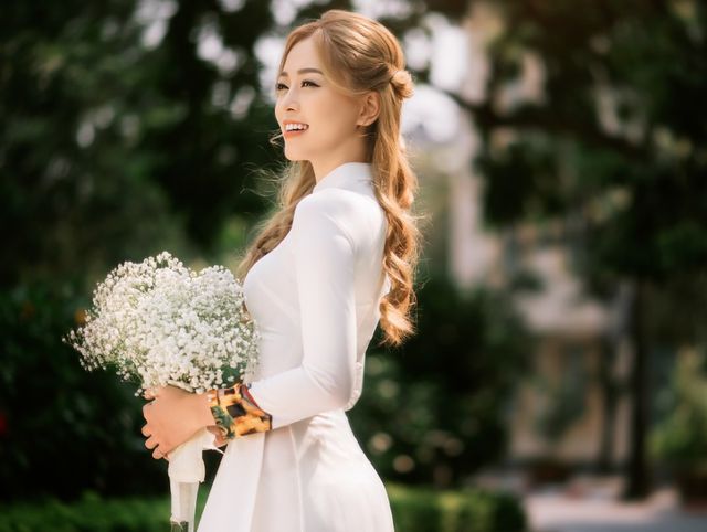 Á hậu Bùi Phương Nga đẹp dịu dàng trong bộ ảnh chia tay thời sinh viên - Ảnh 7.