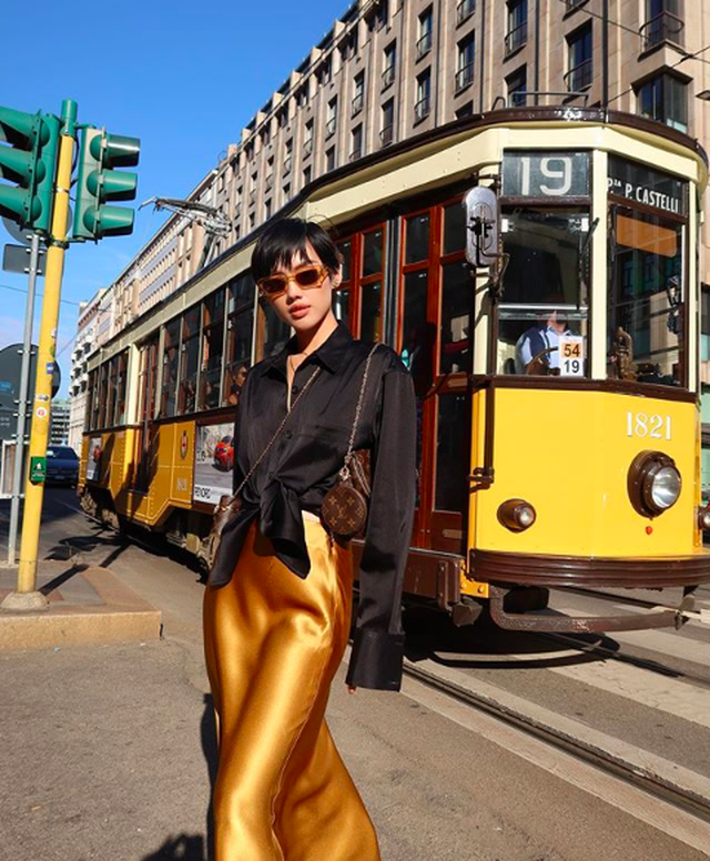 Châu Bùi, Khánh Linh: 2 fashionista Việt ghi dấu ấn tại thánh địa thời trang Paris, Milan - Ảnh 11.