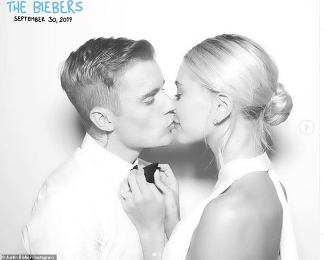 Mới ngoài 20 tuổi, tại sao Justin Bieber và Hailey Baldwin phải cưới hai lần? - Ảnh 1. Mới ngoài 20 tuổi, tại sao Justin Bieber và Hailey Baldwin phải cưới hai lần? - Ảnh 1.