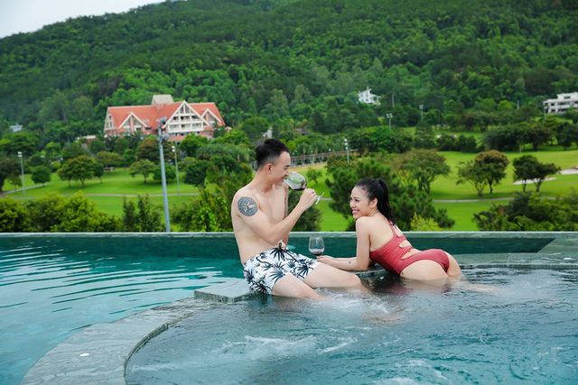 “Dũng Sở Khanh” nói gì về đám cưới với bạn gái nóng bỏng? - Ảnh 4.