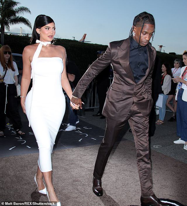 Kylie Jenner: Tôi và Travis Scott giờ là bạn - Ảnh 7. Kylie Jenner: Tôi và Travis Scott giờ là bạn - Ảnh 7.