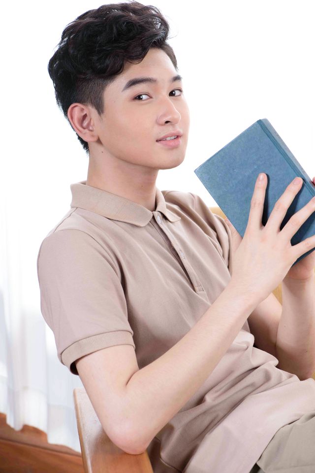 Con nuôi Minh Nhí kể về quãng thời gian chới với, suýt thành kẻ xấu - Ảnh 3. Con nuôi Minh Nhí kể về quãng thời gian chới với, suýt thành kẻ xấu - Ảnh 3.