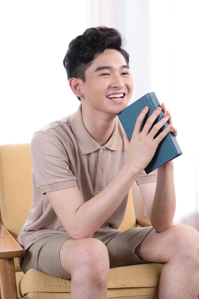 Con nuôi Minh Nhí kể về quãng thời gian chới với, suýt thành kẻ xấu - Ảnh 4. Con nuôi Minh Nhí kể về quãng thời gian chới với, suýt thành kẻ xấu - Ảnh 4.