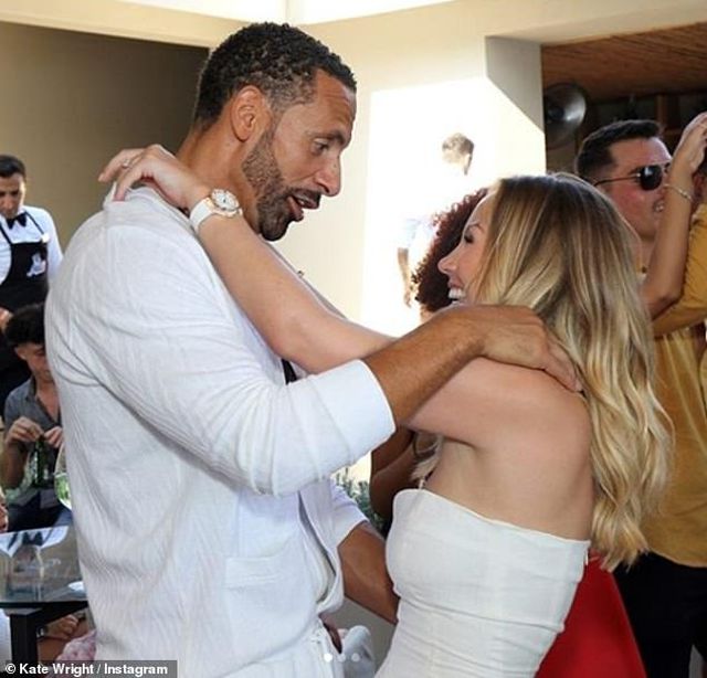 Kate Wrigh cưới danh thủ bóng đá Rio Ferdinand - Ảnh 1. Kate Wrigh cưới danh thủ bóng đá Rio Ferdinand - Ảnh 1.