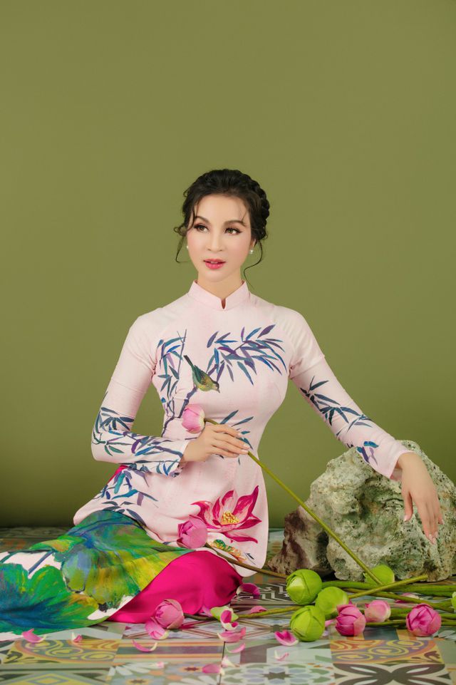 MC Thanh Mai nhớ thuở nghèo khổ mở hàng nước kiếm từng đồng phụ gia đình - Ảnh 10. MC Thanh Mai nhớ thuở nghèo khổ mở hàng nước kiếm từng đồng phụ gia đình - Ảnh 10.